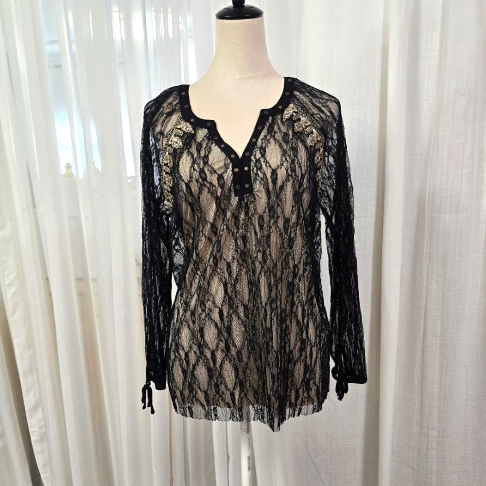 2/$30 Gimmicks Sheer Black Lace Womens Top‎ Size M Whimsigoth Dark Fairy